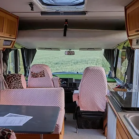 Camping Camper Nuit Aeroport